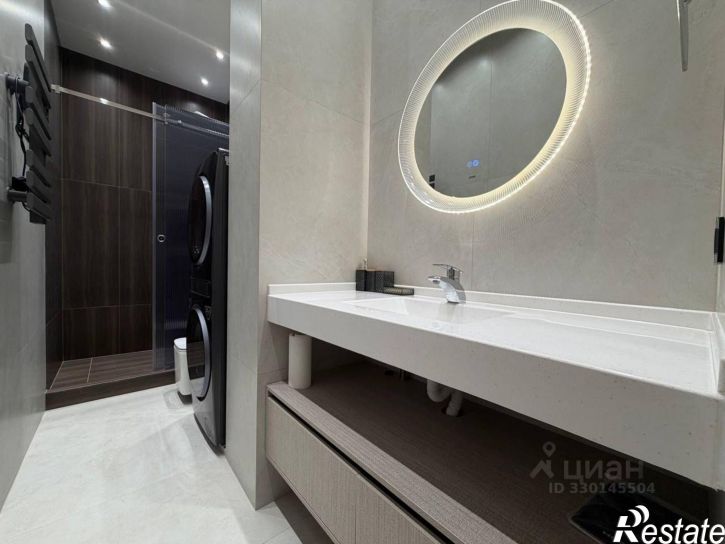 2-комн квартира пр-кт Альберта Камалеева, 1,  д. 1