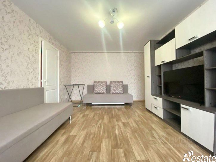 2-комн квартира улица Аделя Кутуя, 104,  д. 104