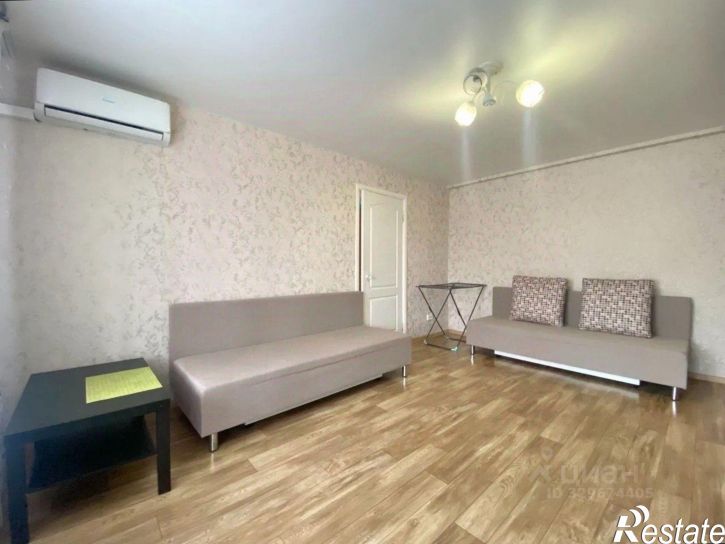 2-комн квартира улица Аделя Кутуя, 104,  д. 104