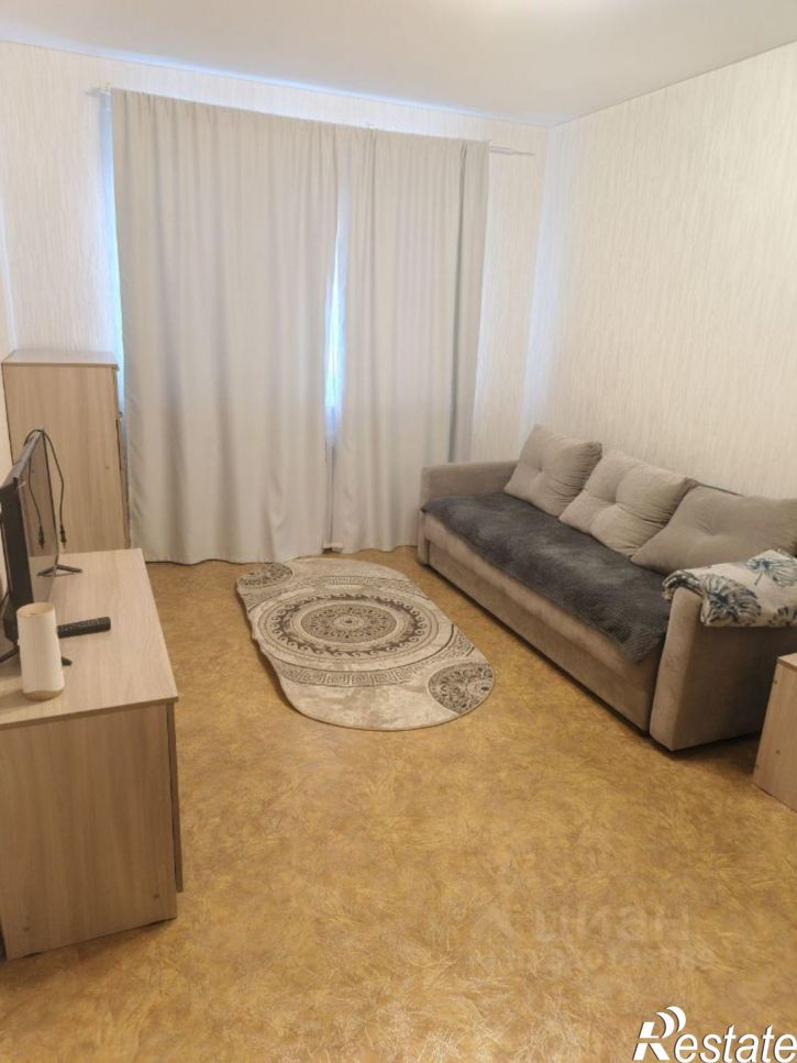 3-комн квартира ул Генерала Махмута Гареева, 11/2,  д. 11/2