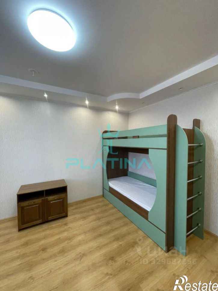 3-комн квартира ул Ленинградская, 60Б,  д. 60Б