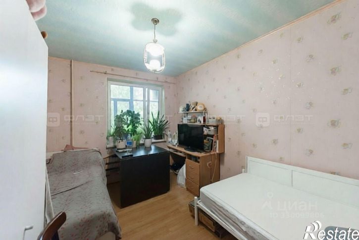 2-комн квартира ул Комиссара Габишева, 1,  д. 1
