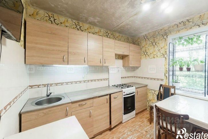 2-комн квартира ул Комиссара Габишева, 1,  д. 1