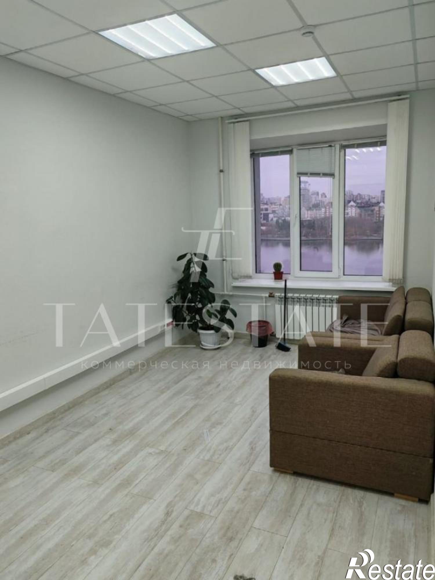 Сдать офис, помещение под офис за 64 800 рублей на улица Ахтямова, 1