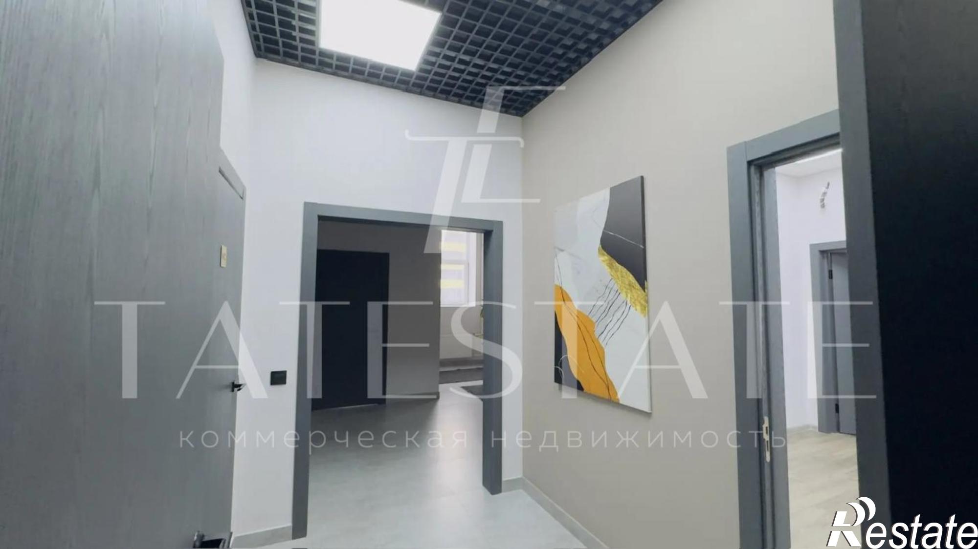 Сдать офис, помещение под офис за 800 000 рублей на улица Нигматуллина, 3