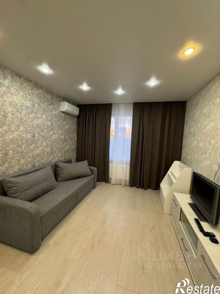 2-комн квартира улица Аделя Кутуя, 110Д к1,  д. 110Д к1