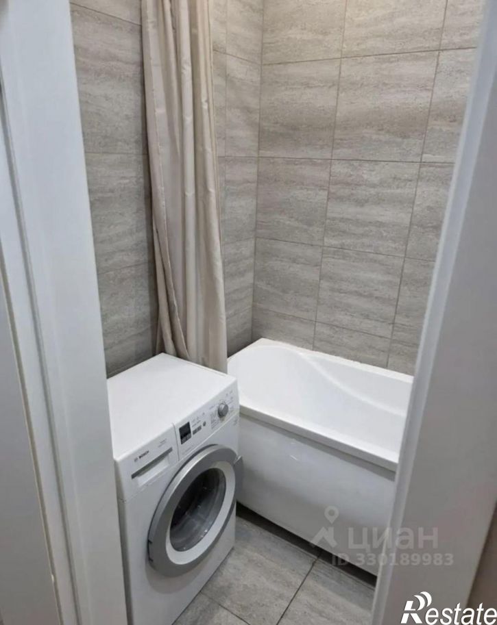 2-комн квартира ул Портовая, 37 2,  д. 37 2,  к. 2