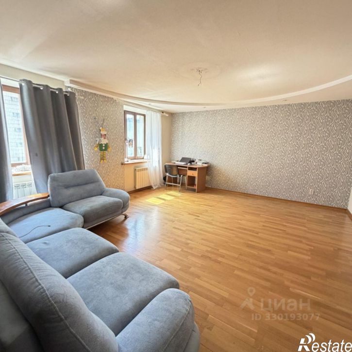 4-комн квартира ул Гвардейская, 59,  д. 59