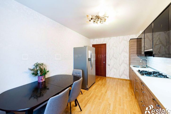 3-комн квартира улица Фатыха Амирхана, 103,  д. 103