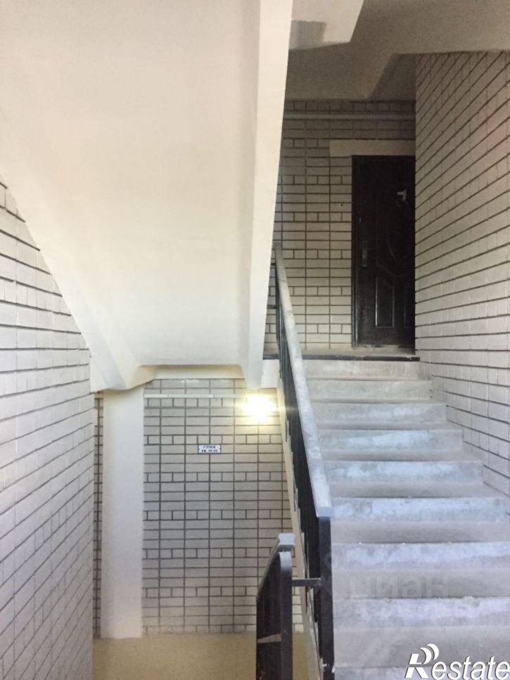2-комн квартира улица Толбухина, 15 к2,  д. 15 к2