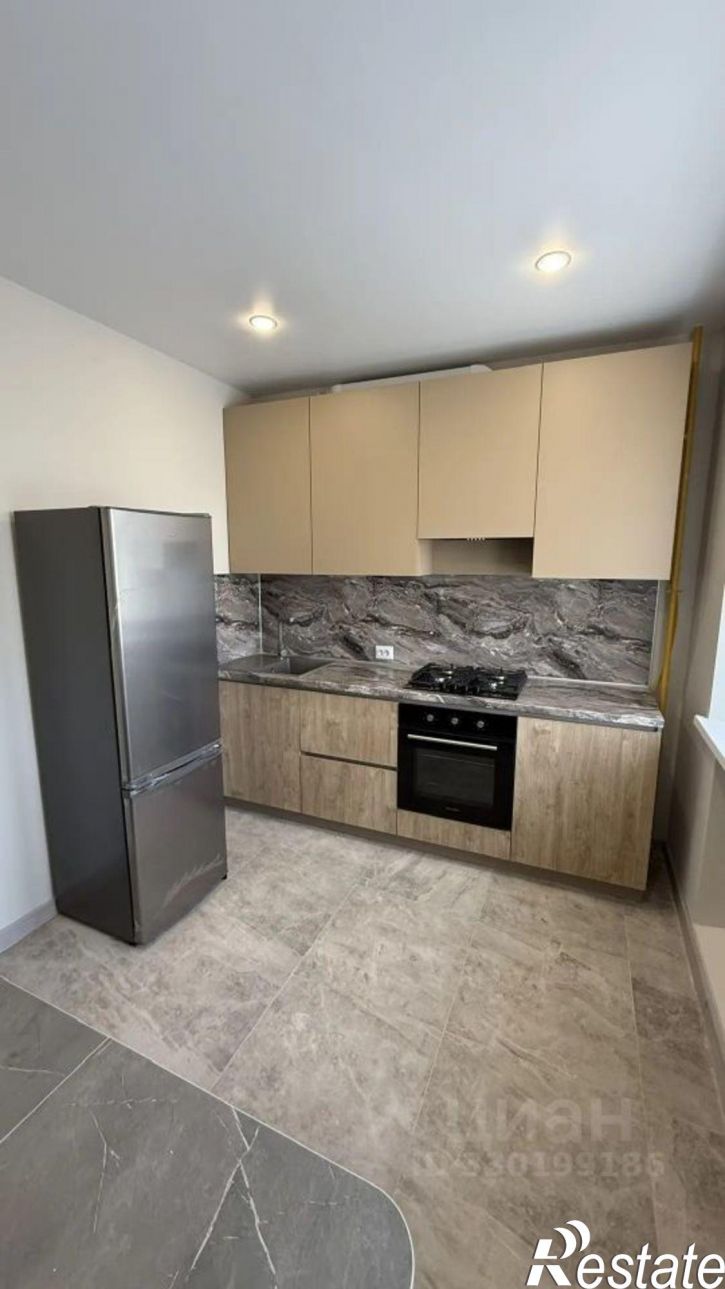 2-комн квартира улица Толбухина, 15 к2,  д. 15 к2