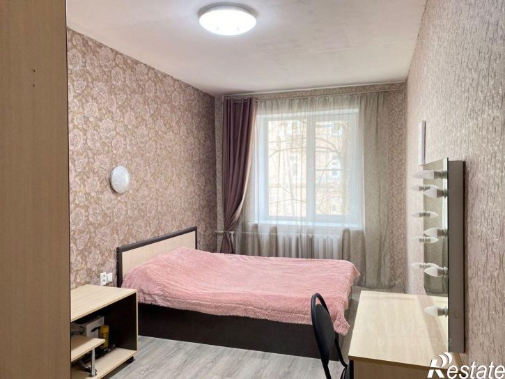 3-комн квартира ул Декабристов, 170,  д. 170