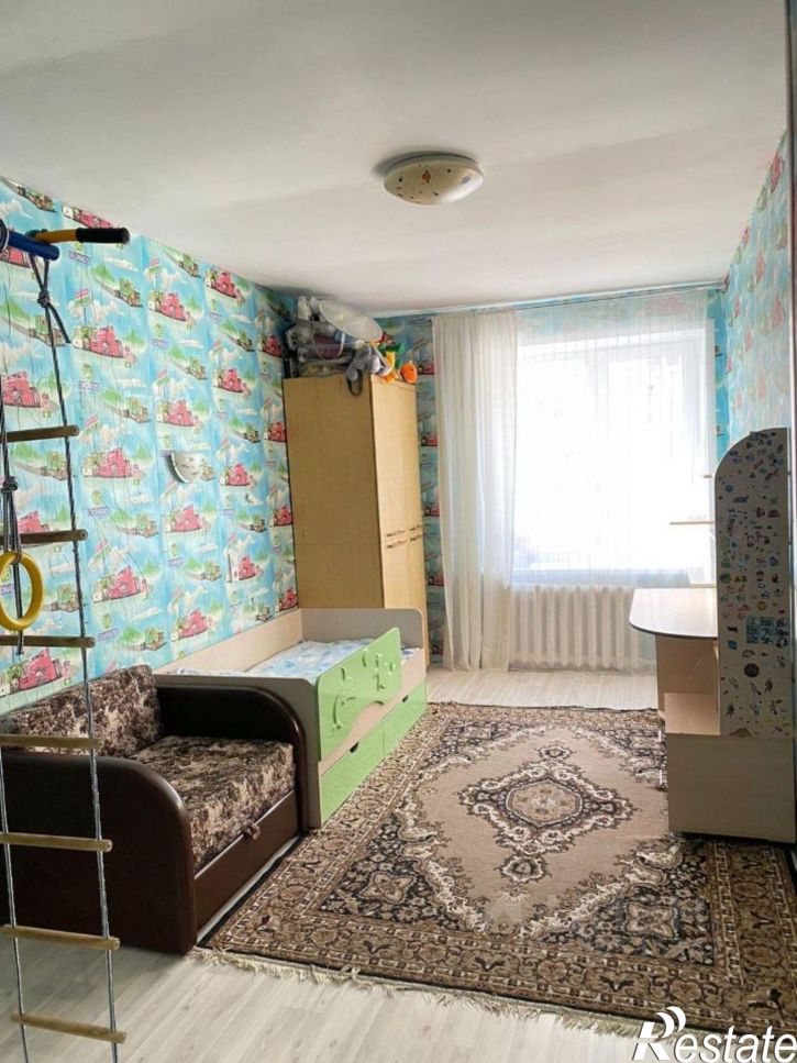 3-комн квартира ул Декабристов, 170,  д. 170