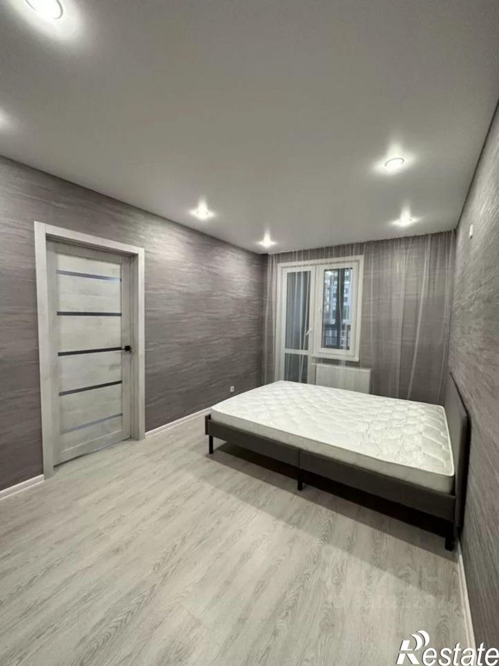 2-комн квартира улица Александра Курынова, 4 к4,  д. 4 к4