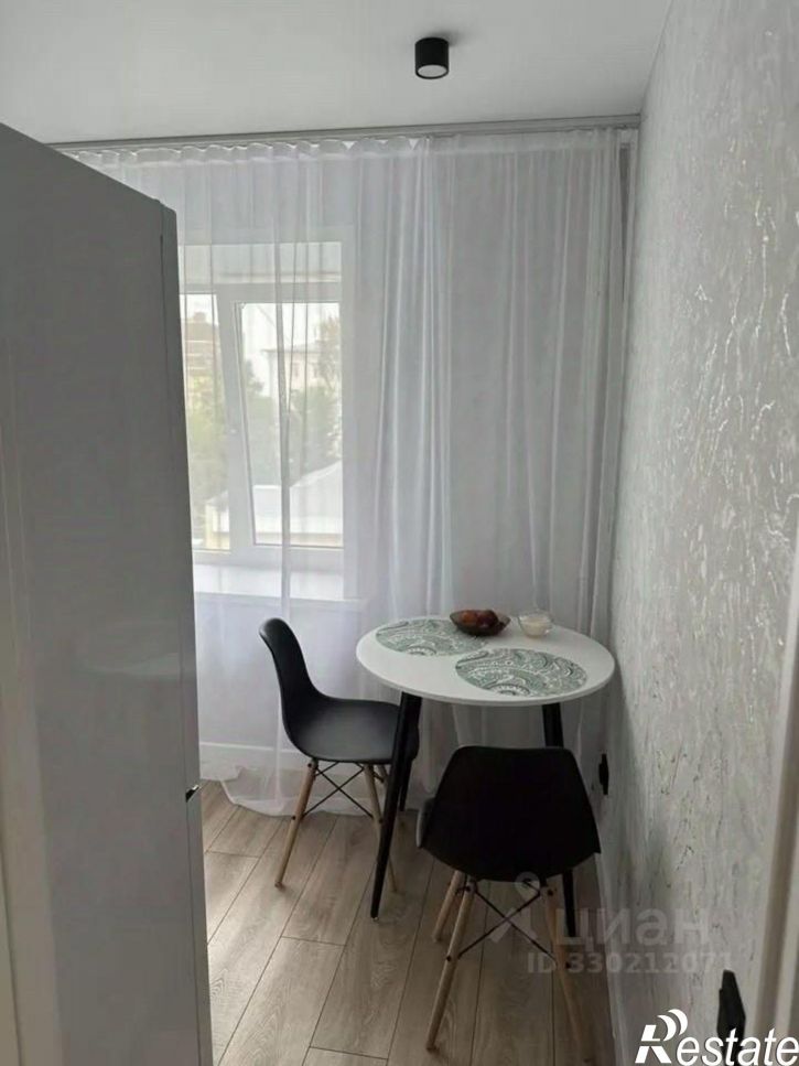 2-комн квартира улица Академика Кирпичникова, 10,  д. 10