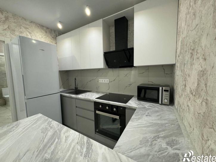 2-комн квартира ул Аделя Кутуя, 110,  д. 110