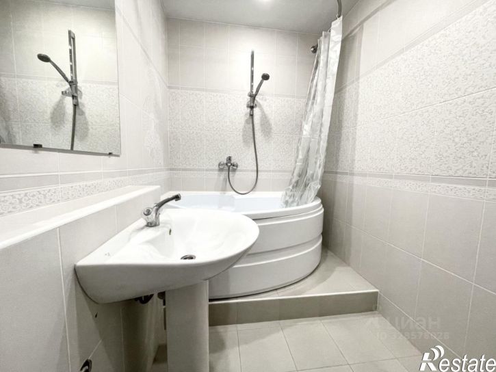 2-комн квартира улица Шуртыгина, 8,  д. 8