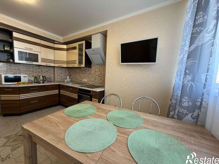 2-комн квартира улица Декабристов, 89В,  д. 89В