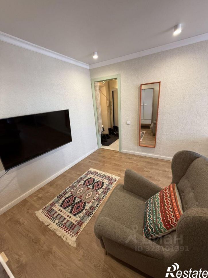 1-комн квартира ул Космонавтов, 11Б,  д. 11Б