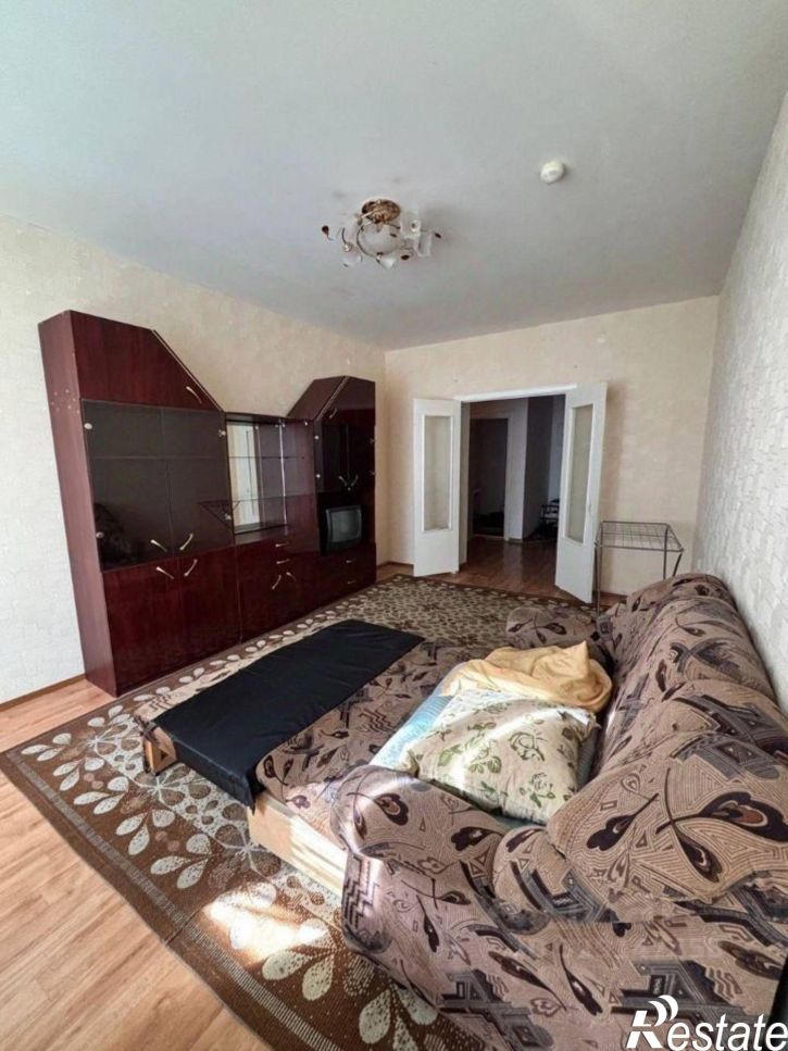 2-комн квартира улица Мидхата Булатова, 5,  д. 5