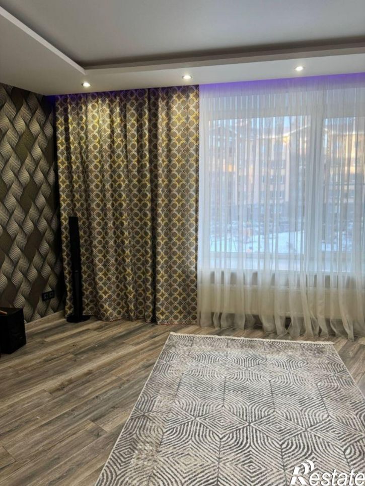 3-комн квартира 2-я Старо-Аракчинская улица, 41В,  д. 41В