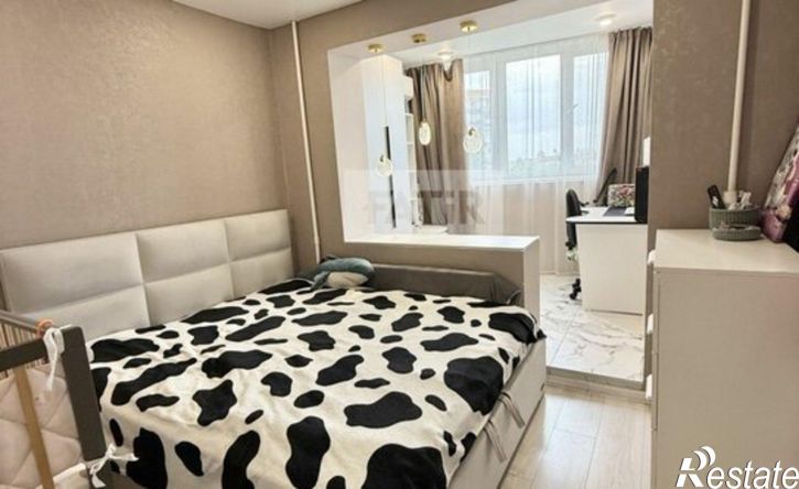 4-комн квартира улица Закиева, 39,  д. 39
