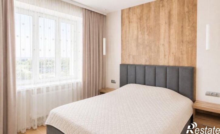 3-комн квартира улица Аделя Кутуя, 110Д к2,  д. 110Д к2