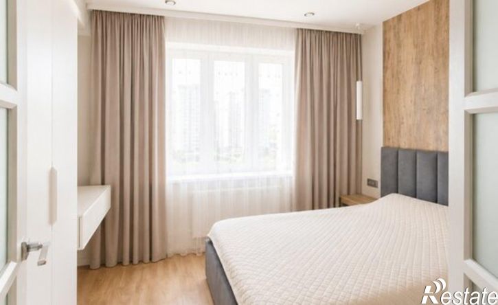3-комн квартира улица Аделя Кутуя, 110Д к2,  д. 110Д к2