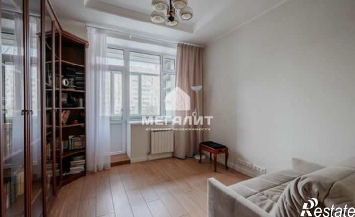 4-комн квартира ул Мулланура Вахитова, 8,  д. 8