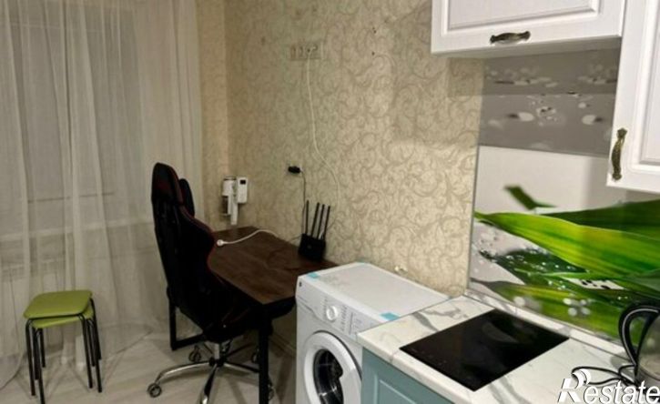1-комн квартира ул Космонавтов, 10,  д. 10