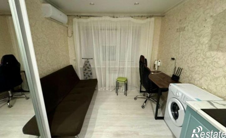 1-комн квартира ул Космонавтов, 10,  д. 10