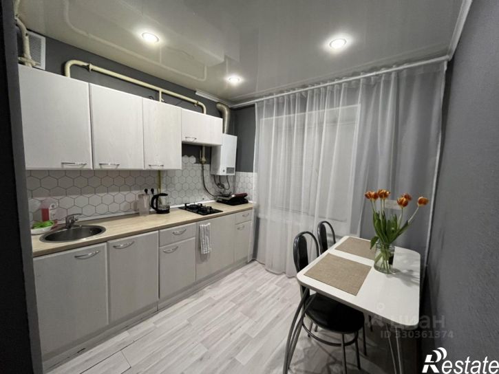 2-комн квартира улица Новаторов, 3,  д. 3