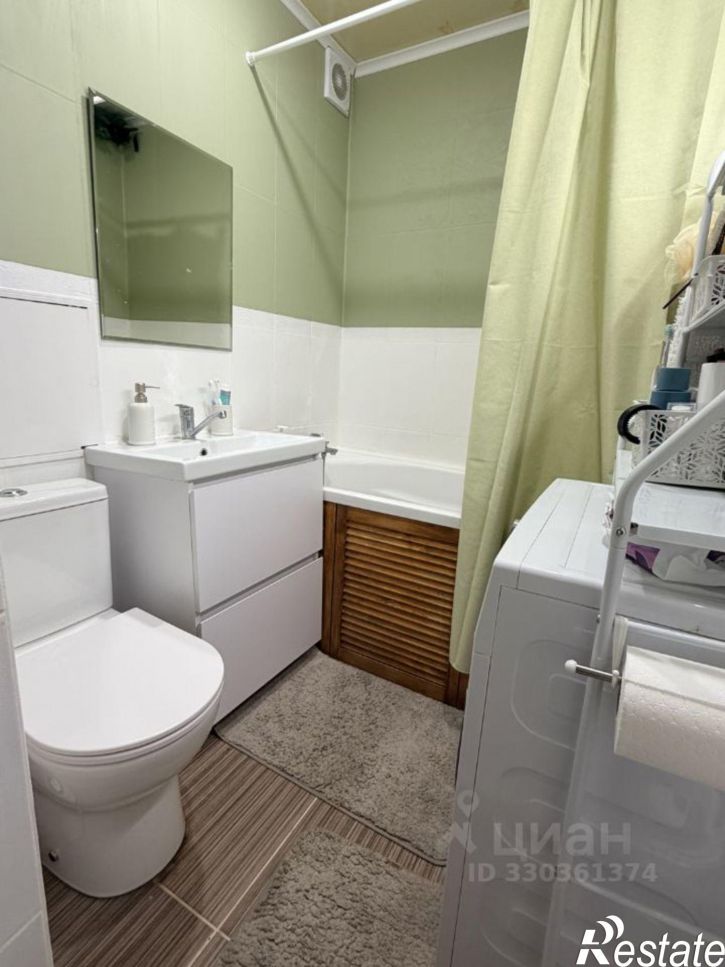2-комн квартира улица Новаторов, 3,  д. 3