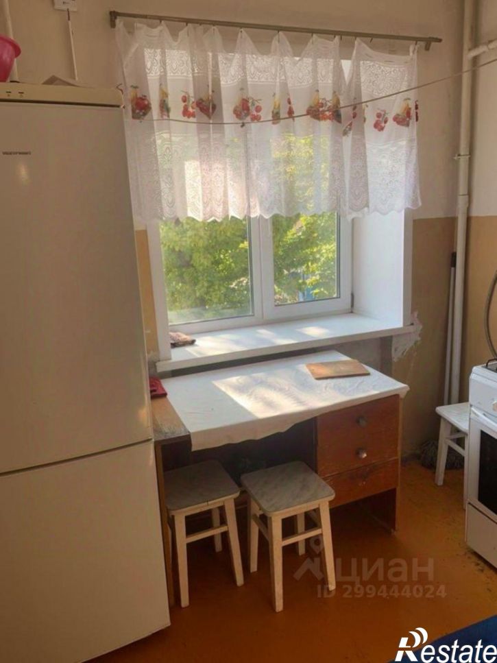 2-комн квартира ул Короленко, 52,  д. 52