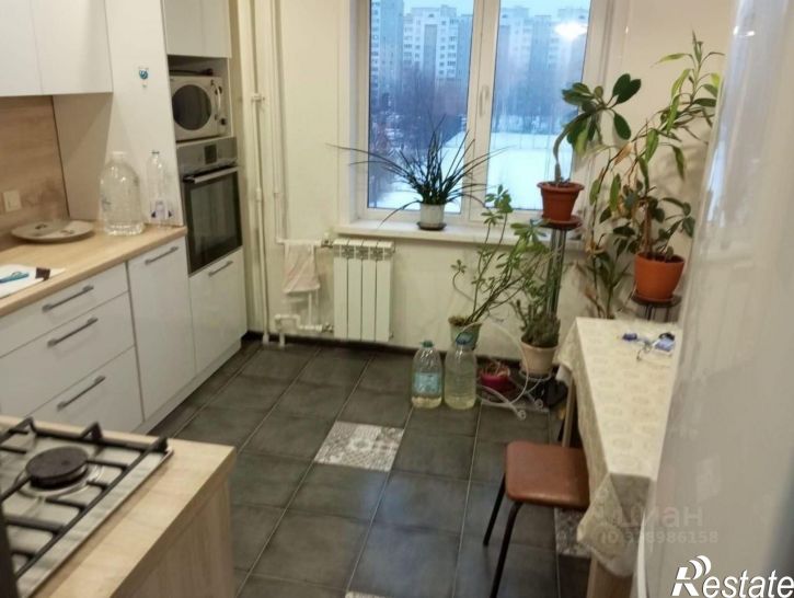 3-комн квартира ул Ломжинская, 5,  д. 5