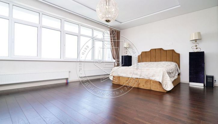 2-комн квартира Фатыха Карима ул, 20