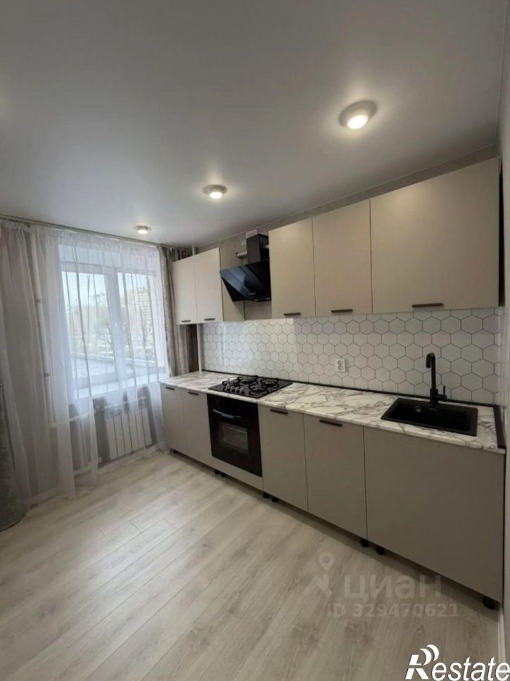 2-комн квартира улица Серова, 19,  д. 19