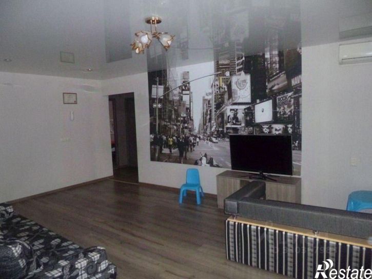2-комн квартира ул Рихарда Зорге, 87,  д. 87