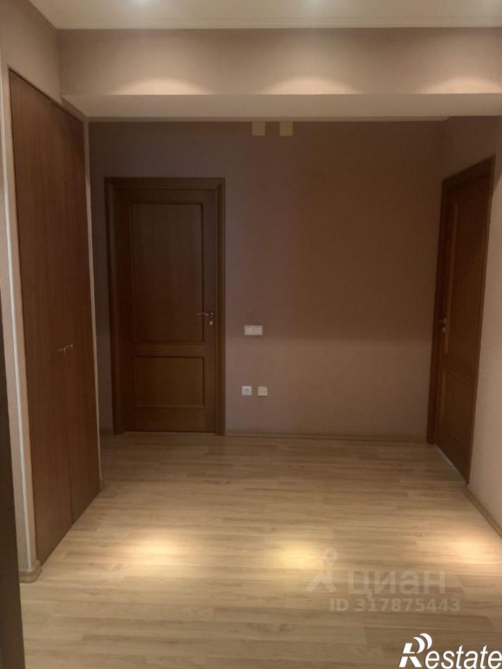 3-комн квартира Гвардейская улица, 16Б,  д. 16Б