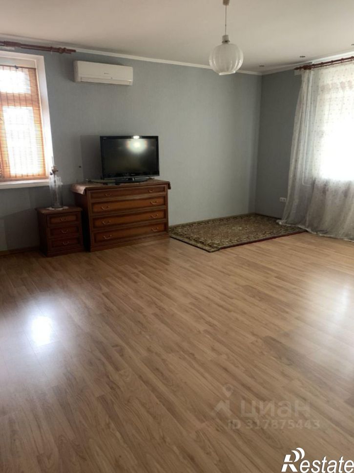 3-комн квартира Гвардейская улица, 16Б,  д. 16Б