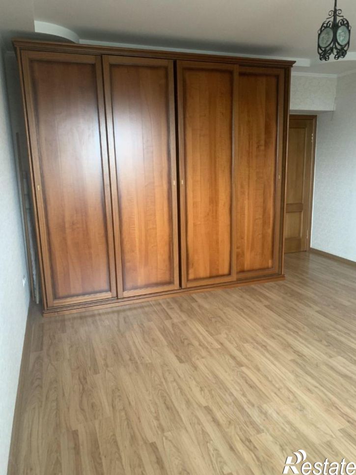 3-комн квартира Гвардейская улица, 16Б,  д. 16Б
