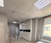 офис 230 кв м, этаж 3/3 улица Габдуллы Кариева, 3А