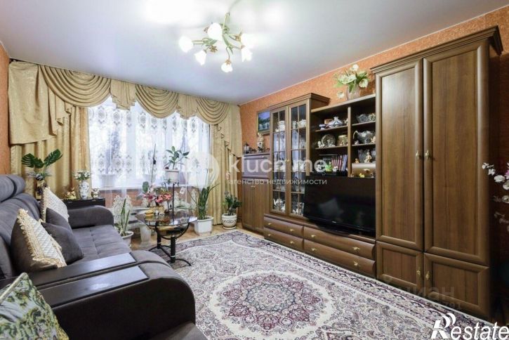 4-комн квартира ул Академика Завойского, 2,  д. 2