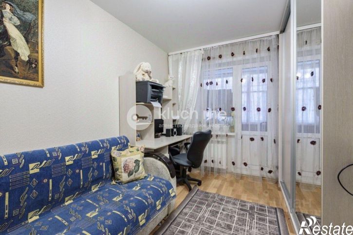 4-комн квартира ул Академика Завойского, 2,  д. 2