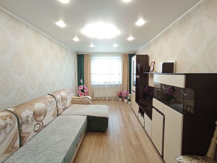 1-комн квартира Бирюзовая ул, 8