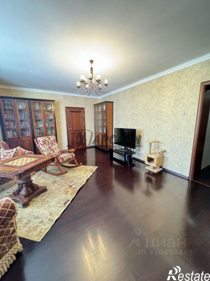 4-комн квартира 2-я Юго-Западная улица, 37,  д. 37