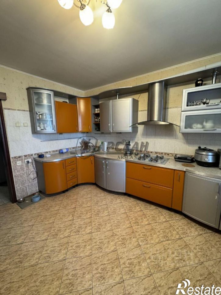 4-комн квартира 2-я Юго-Западная улица, 37,  д. 37