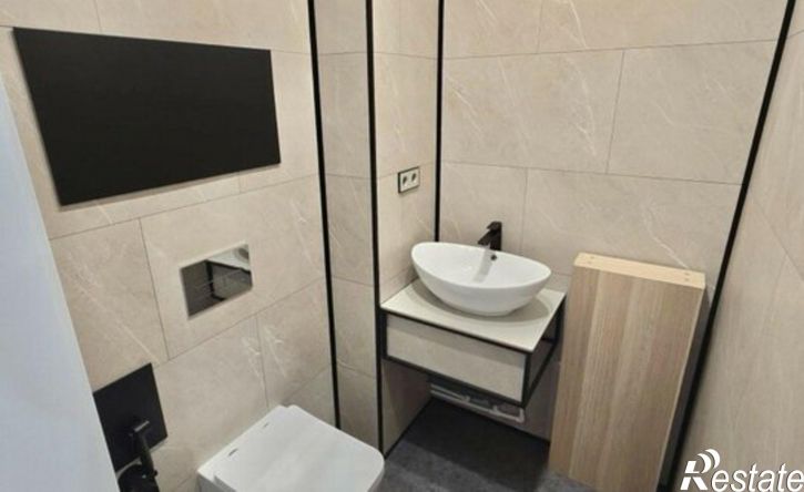 3-комн квартира улица Айвазовского, 16,  д. 16