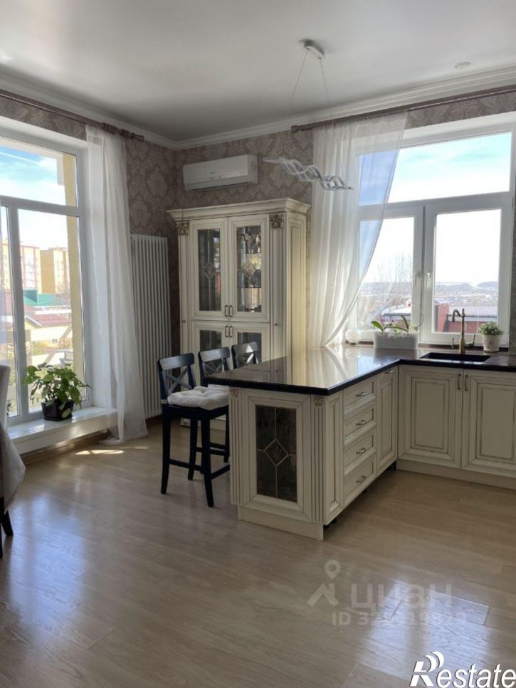 3-комн квартира улица Урмале, 10,  д. 10