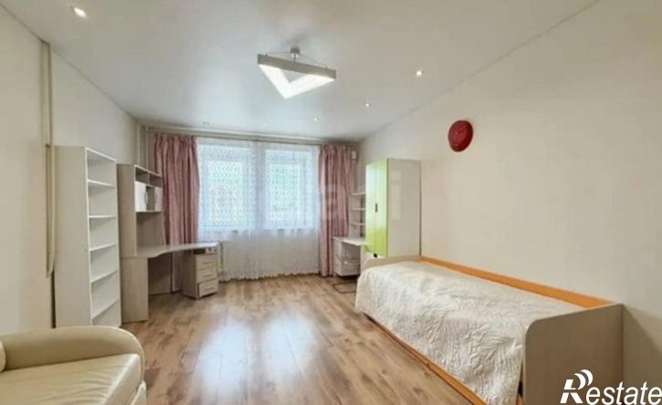 2-комн квартира улица Мидхата Булатова, 5,  д. 5